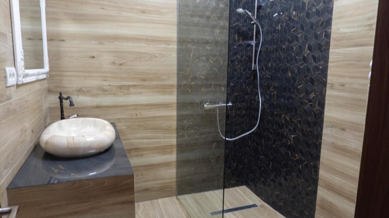 M Rooms Бухарест Экстерьер фото